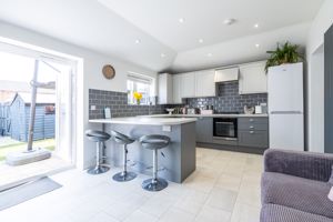 Kitchen/Diner- click for photo gallery
